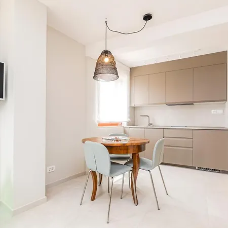 Contrada Del Nonno רוביני