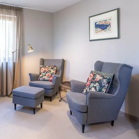 Contrada Del Nonno רוביני