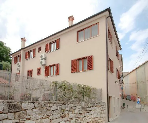 Διαμέρισμα Contrada Del Nonno Ρόβινι